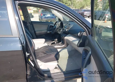 2009 Toyota Rav4 z USA, uszkodzony, nr VIN JTMBF33V09D005205